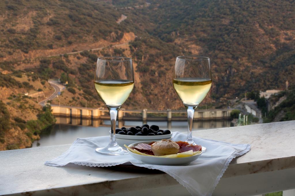 Hotel Parador Santa Catarina Miranda do Douro Bagian luar foto